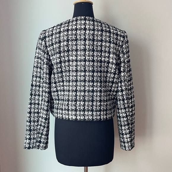 H&M Boxy Cropped Jacket - Picture 2 of 13